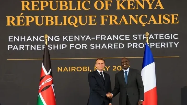 Ph/Dr : William Ruto et Emmanuel Macron à State House à Nairobi