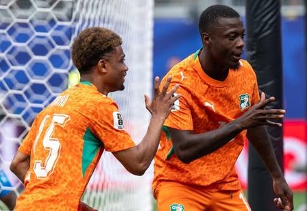 Mondial 2026 : grâce au doublé de Nicolas Pépé, la Côte d’Ivoire bat Curaçao (2-0) et se qualifie pour les seizièmes de finale