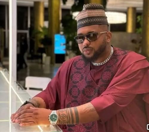 « Coach Mehdi » interpellé au Mali et bientôt extradé en Côte d’Ivoire après des plaintes pour viols