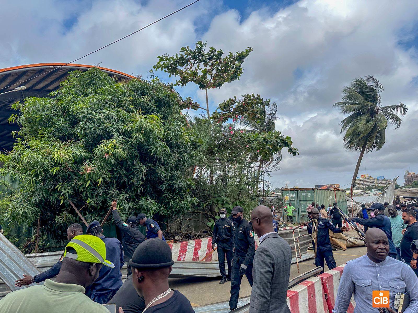 Abidjan : le District poursuit l’assainissement malgré le désaccord de la Mairie du Plateau sur la baie lagunaire