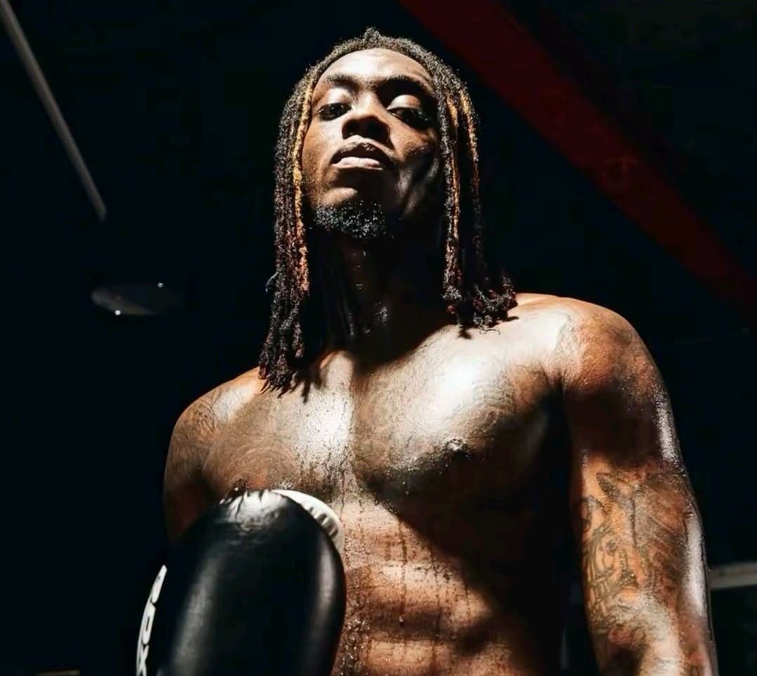 Himra en boxe : le rappeur ivoirien attendu sur le ring le 5 décembre à Abidjan